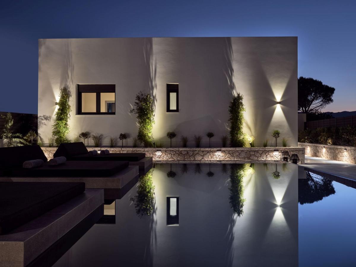 Noema Villa - Stylish Villa With Scenic Serenity, By Zantewize Sarakinádhon 外观 照片