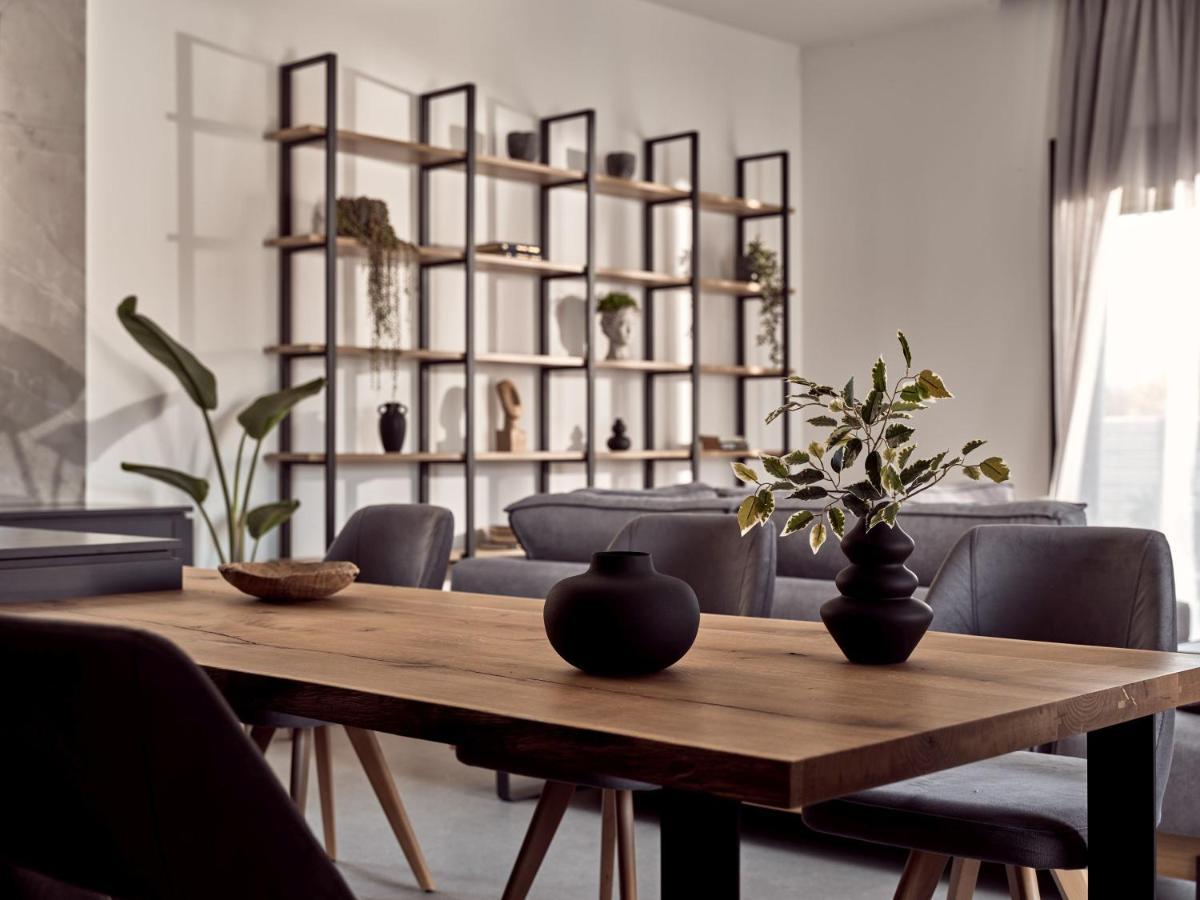 Noema Villa - Stylish Villa With Scenic Serenity, By Zantewize Sarakinádhon 外观 照片