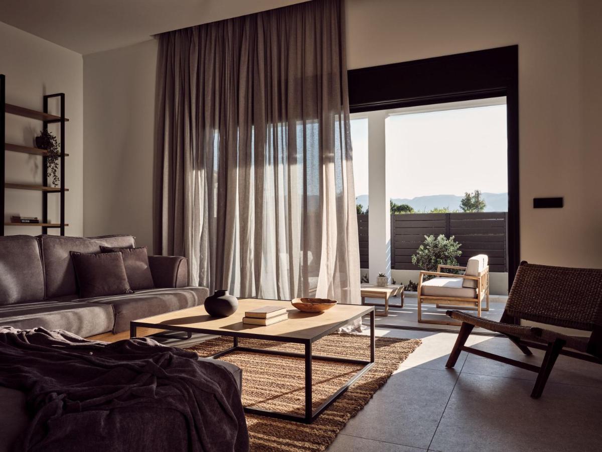 Noema Villa - Stylish Villa With Scenic Serenity, By Zantewize Sarakinádhon 外观 照片