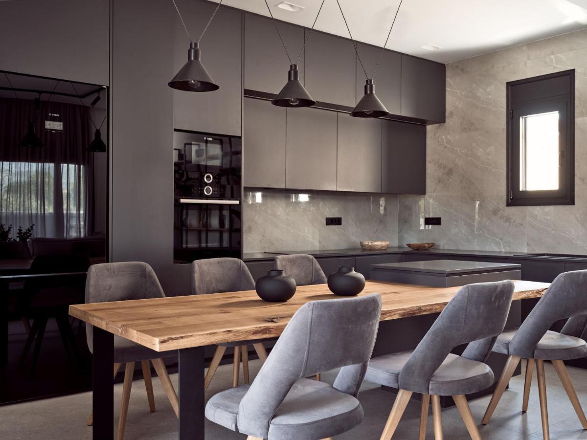 Noema Villa - Stylish Villa With Scenic Serenity, By Zantewize Sarakinádhon 外观 照片