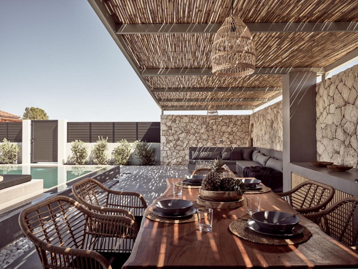 Noema Villa - Stylish Villa With Scenic Serenity, By Zantewize Sarakinádhon 外观 照片